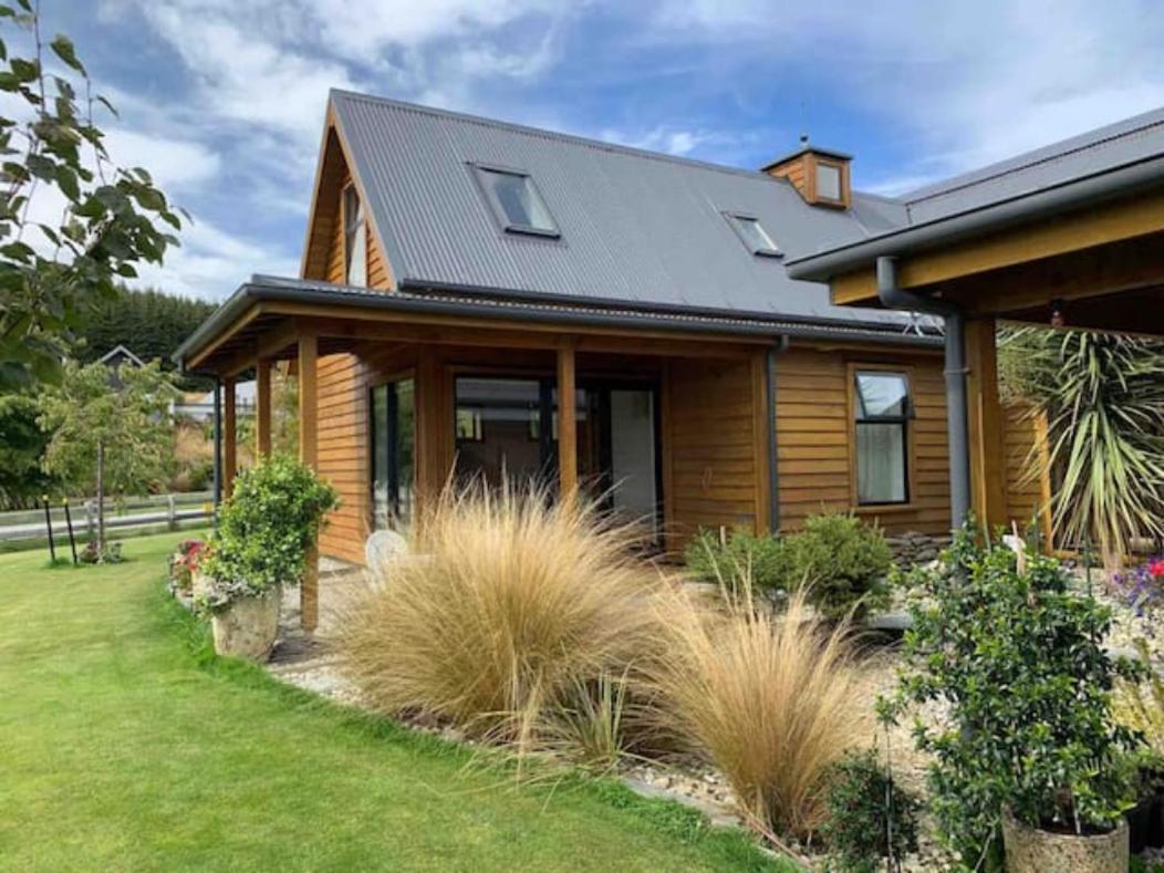 Stunning Scandi Style Room Overlooking Lake Wanaka Exterior photo