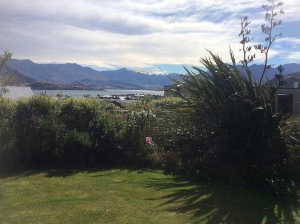 Stunning Scandi Style Room Overlooking Lake Wanaka Exterior photo